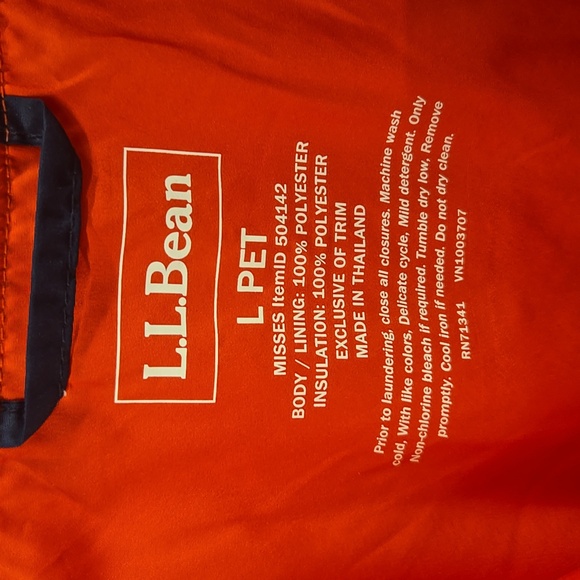 Red LL Bean quarter zip jacket with hood - Picture 5 of 8